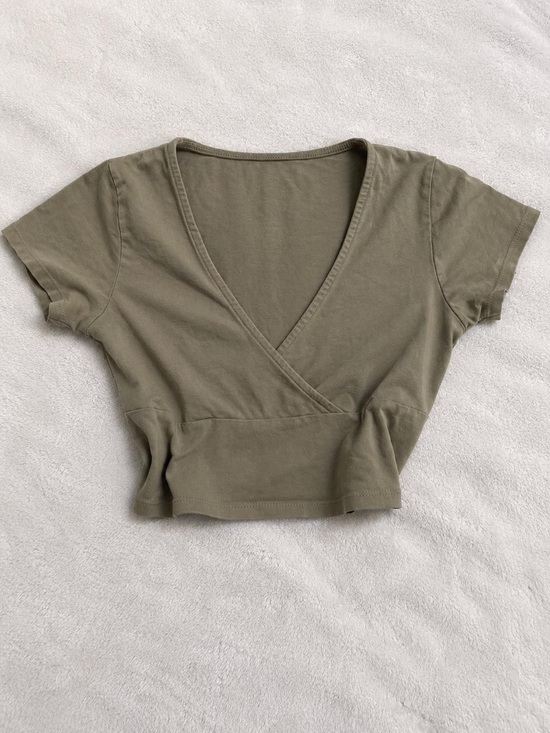 Brandy Melville Tops - Brandy Melville Olive Wrap V-Neck Crop Top